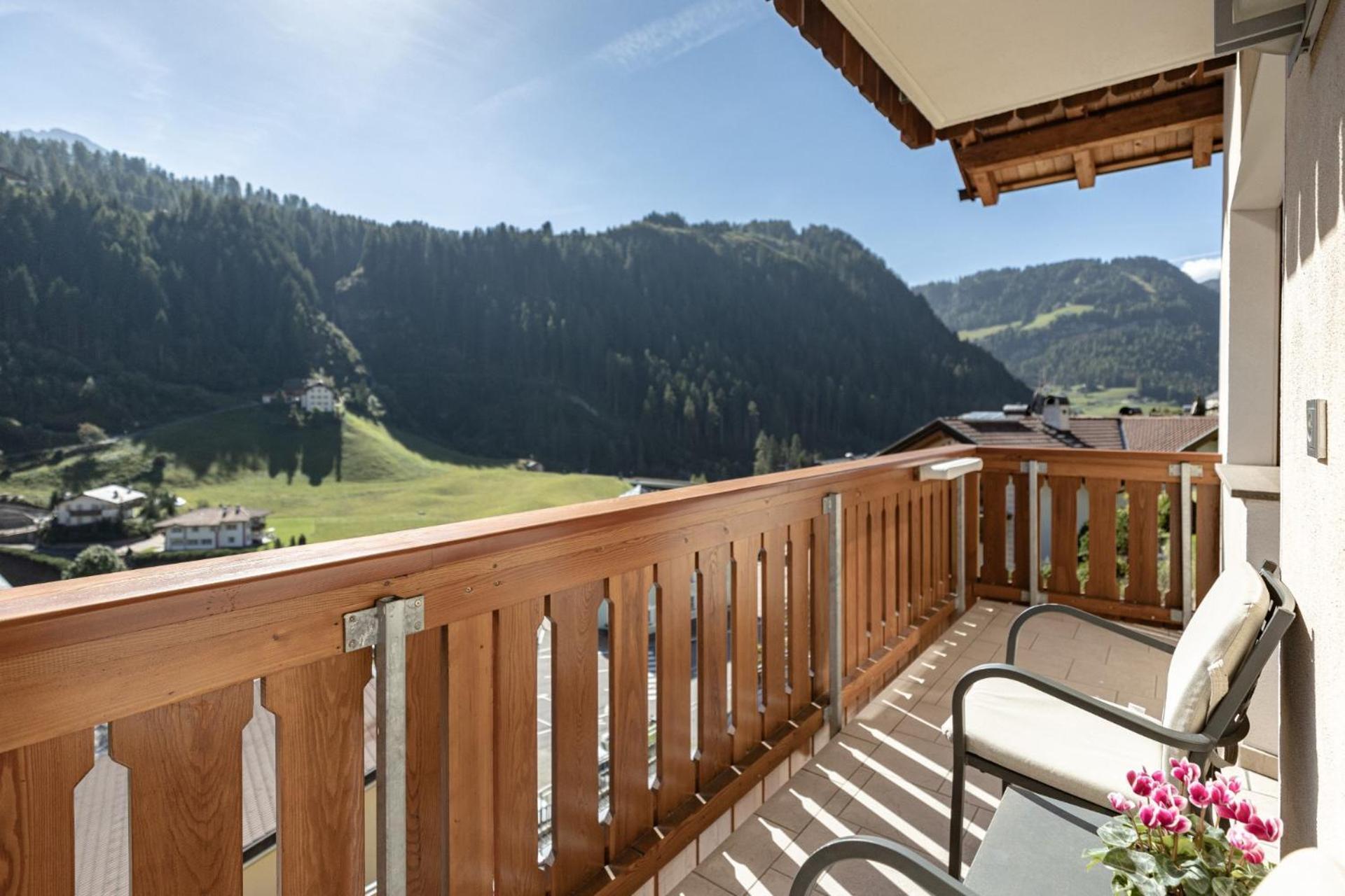 Apartments Soval Santa Cristina Val Gardena Exterior foto